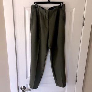 Express ankle high rise green pants with tags